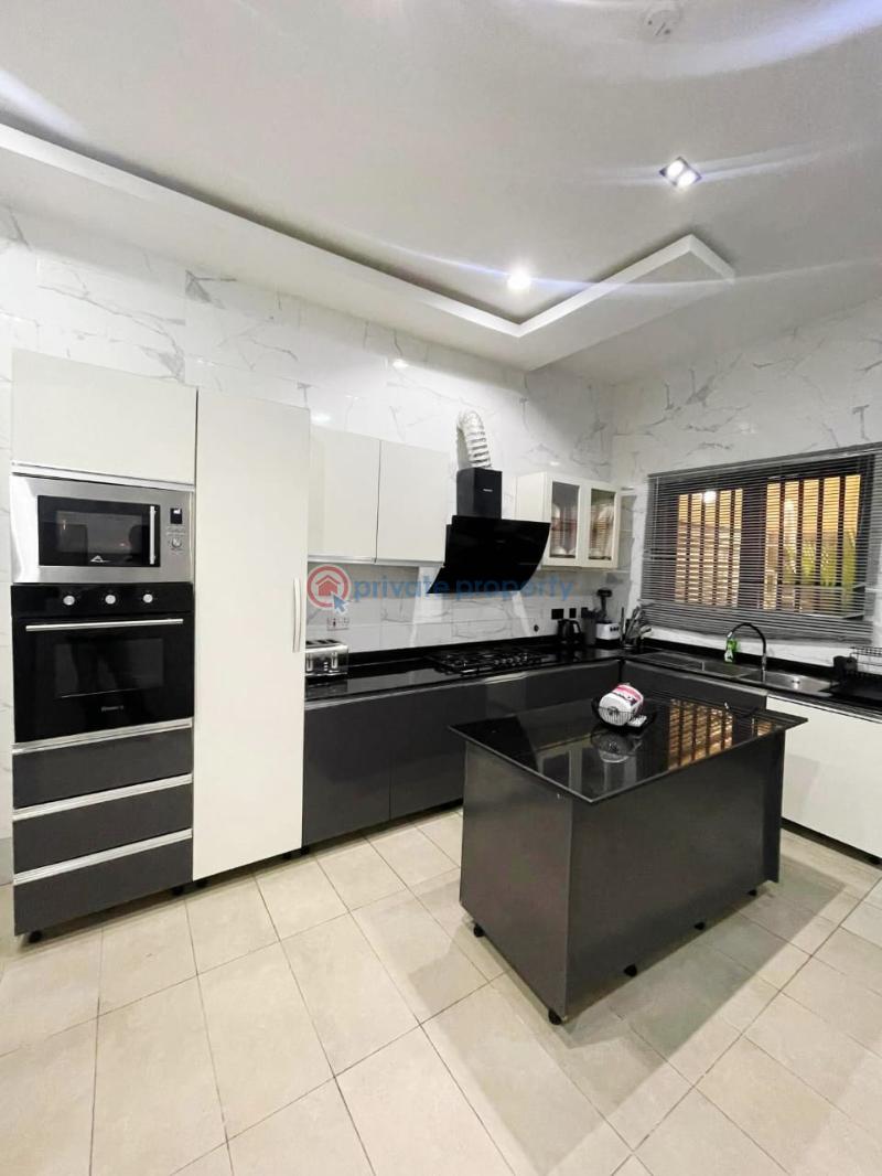 4 bedroom Terraced Duplex For Rent Old Ikoyi Lagos - 11