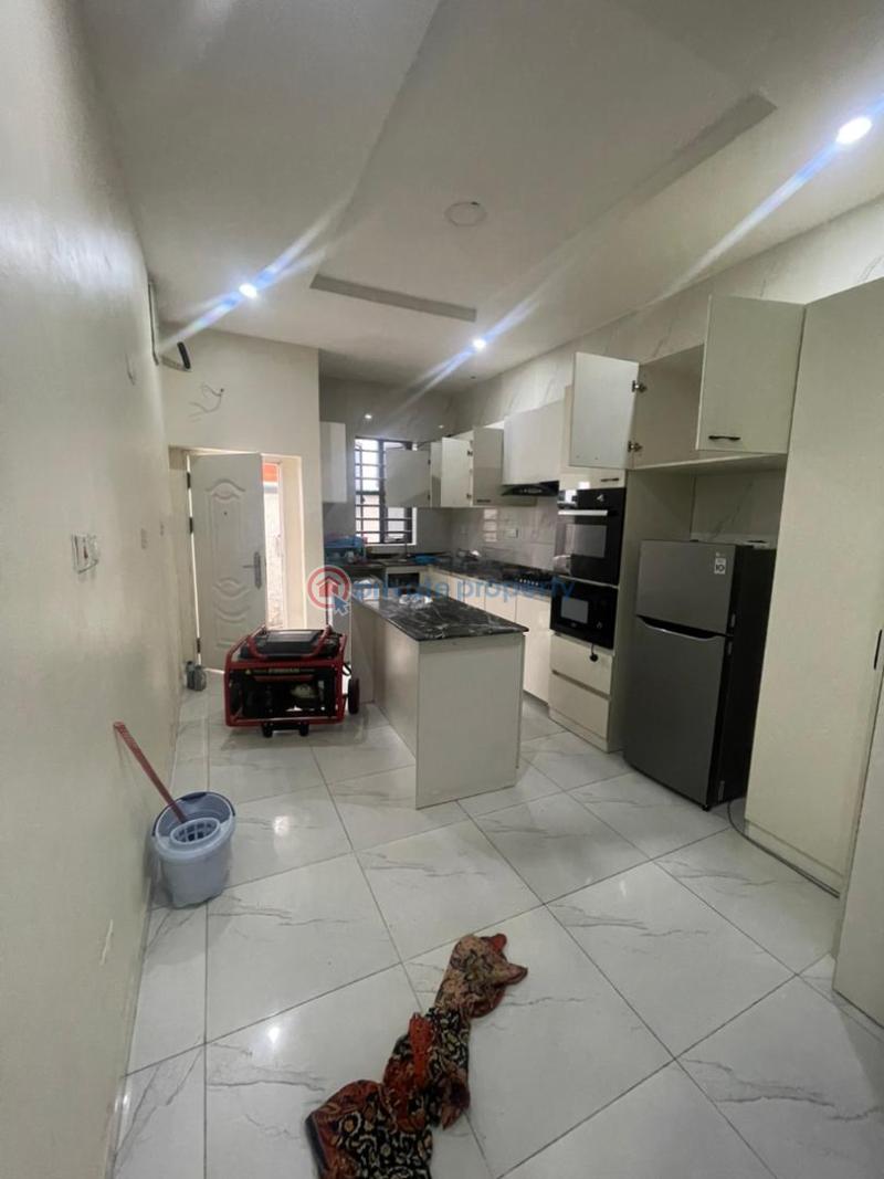 4 bedroom Terraced Duplex For Rent Ikota Lekki Lagos - 4