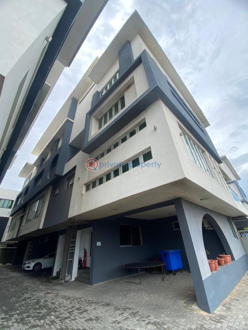 For rent 4 bedroom Terraced Duplex Richmond Gate Estate Lekki Phase 1