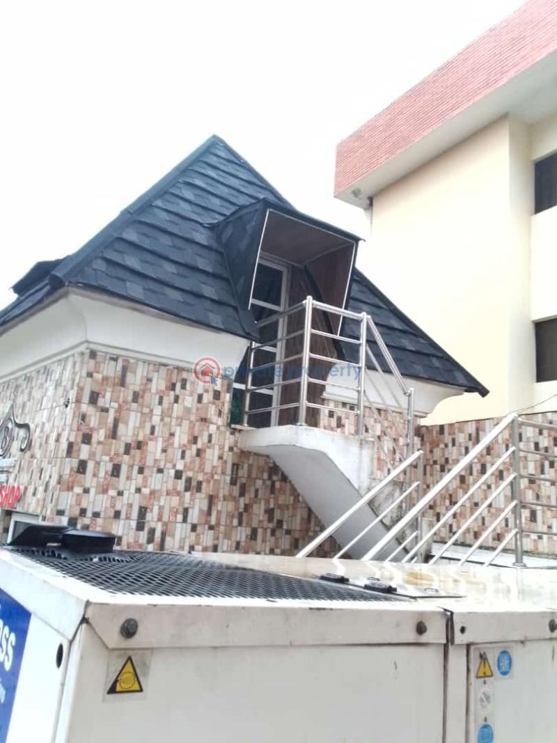 10 bedroom Hotel For Sale Wuse Zone 5 Opposite Anglican Church Wuse Abuja Phase 1  - 3