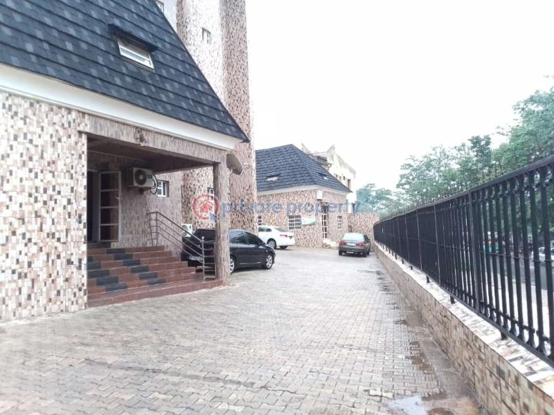 10 bedroom Hotel For Sale Wuse Zone 5 Opposite Anglican Church Wuse Abuja Phase 1  - 10