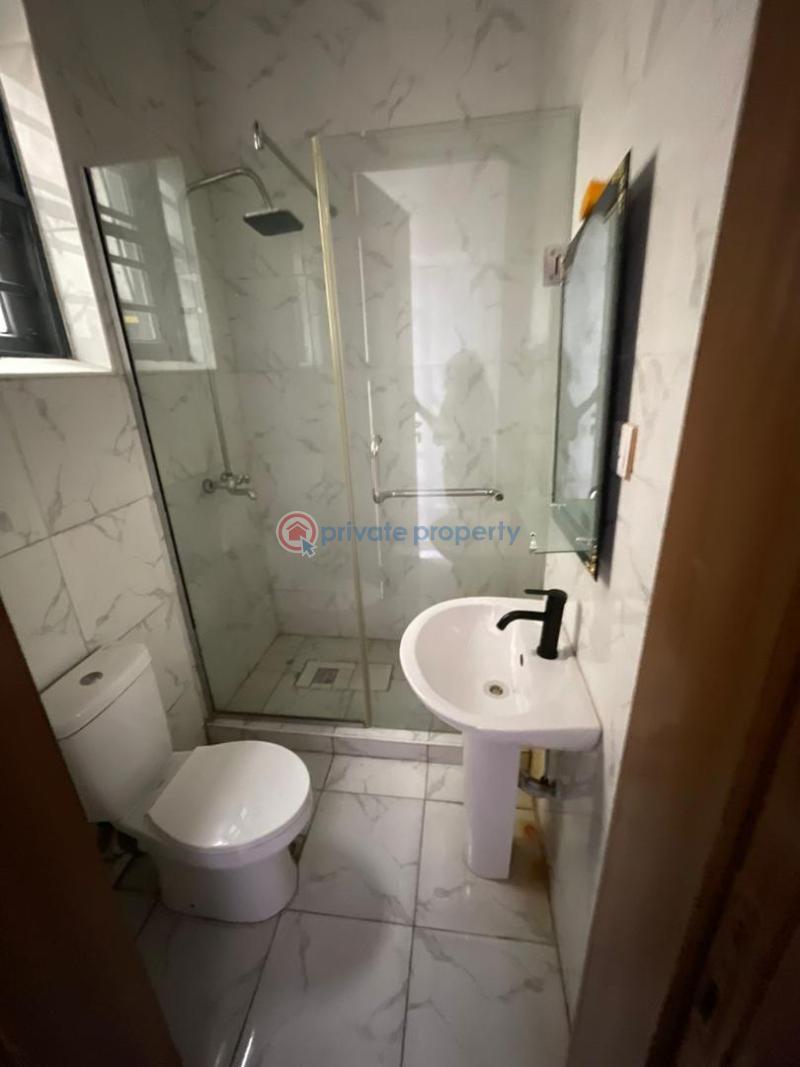 4 bedroom Terraced Duplex For Rent Estate Lekki Lagos - 13