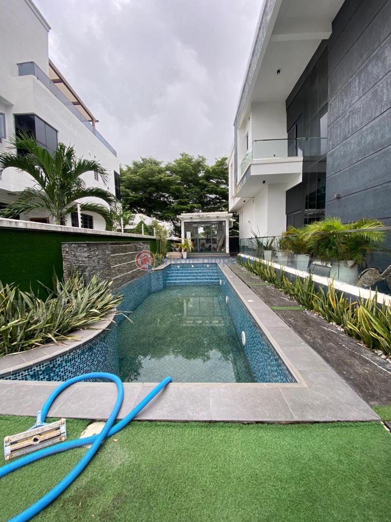 5 bedroom Detached Duplex For Sale Pinnock Beach Osapa London Lekki Lagos - 1