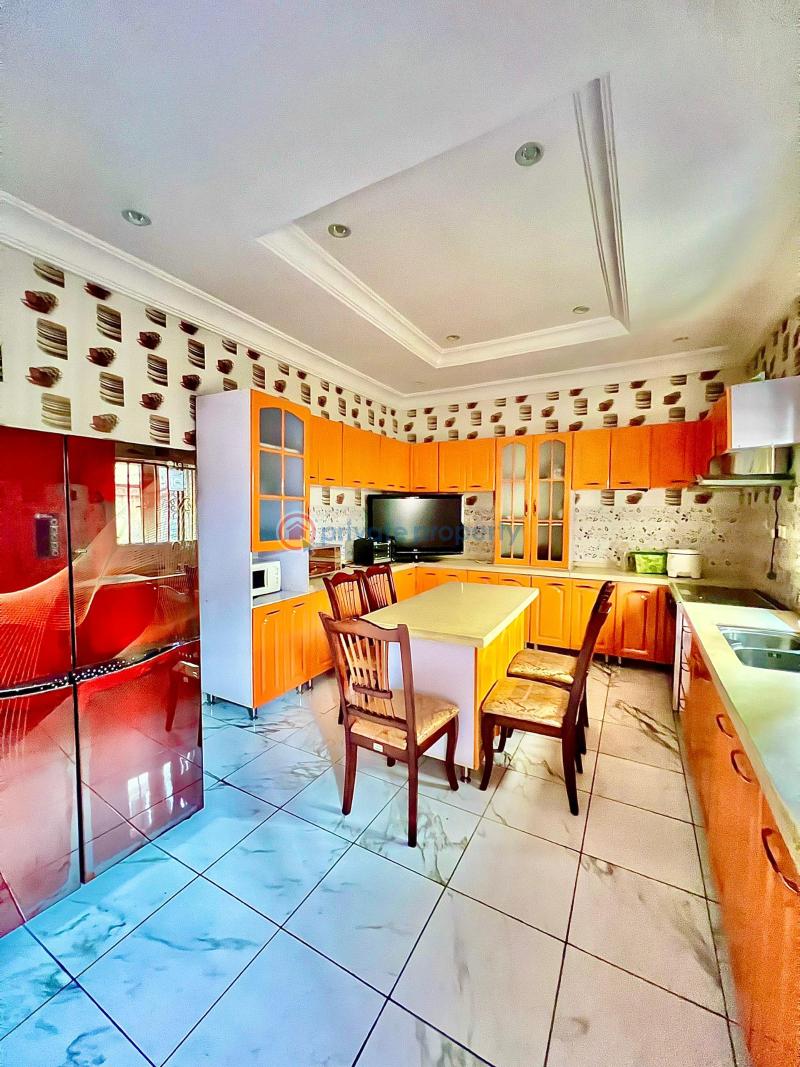 5 bedroom Detached Duplex For Sale Lekki Phase 1 Lagos - 3