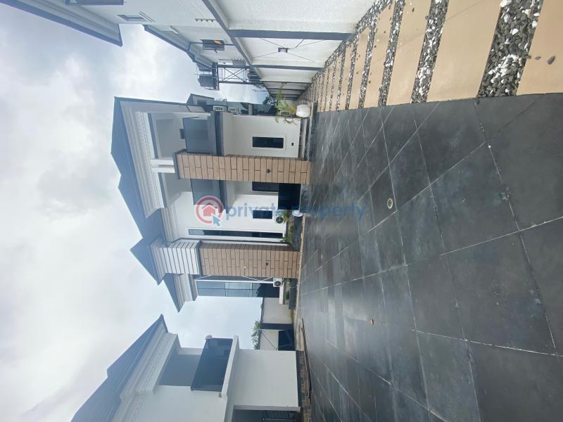 5 bedroom Detached Duplex For Sale Close To Dss Headquarters Off Rapour Junction. Owerri Imo - 7