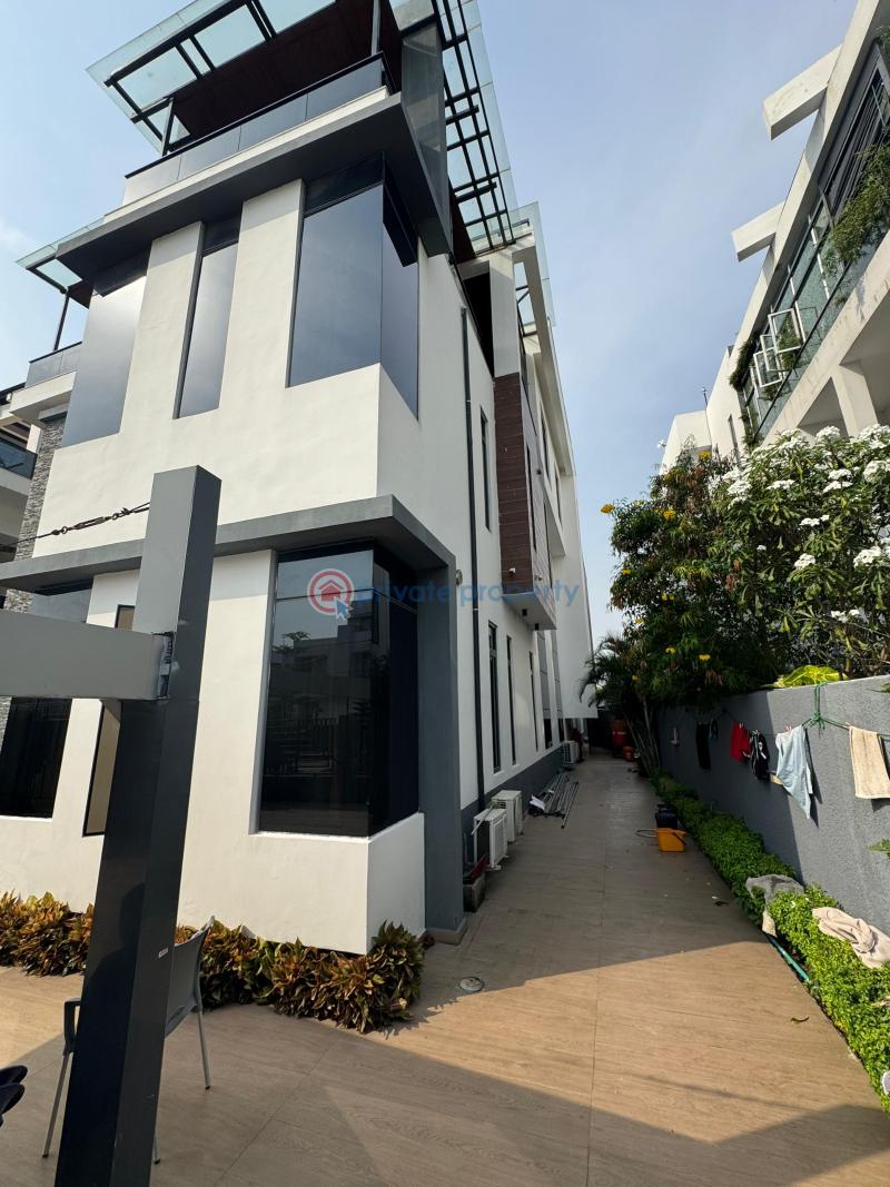 5 bedroom Detached Duplex For Sale Pinnock Beach Estate Osapa Lekki Lagos - 7