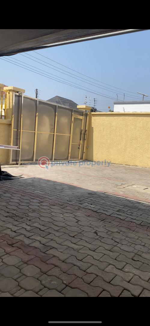5 bedroom Detached Duplex For Sale Lekki Phase 1 Lagos - 1