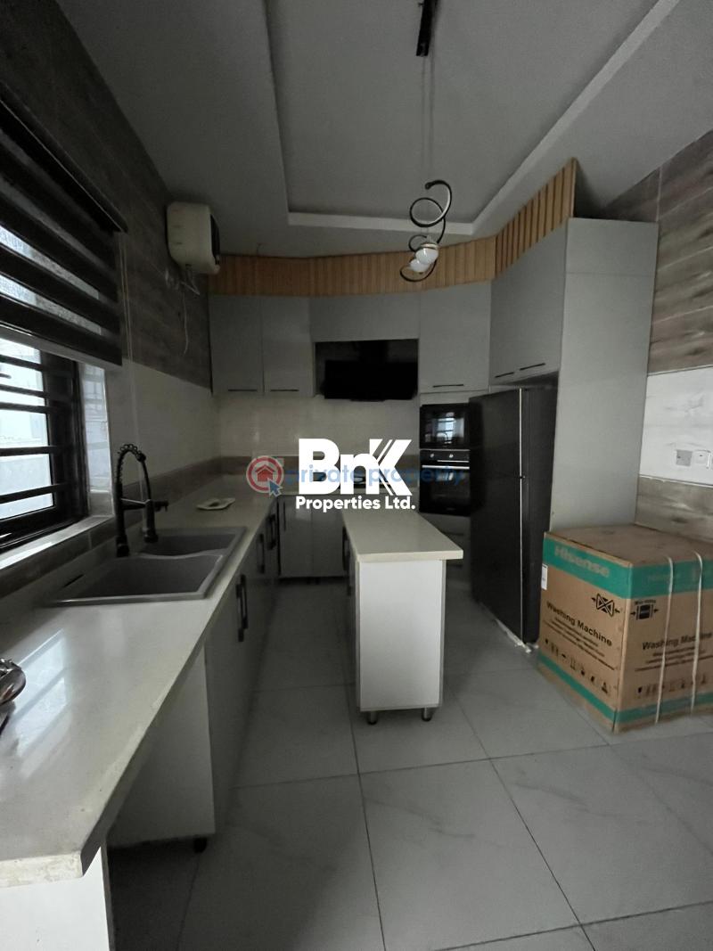 5 bedroom Semi detached Duplex For Rent Lekki Phase 1 Lagos - 6