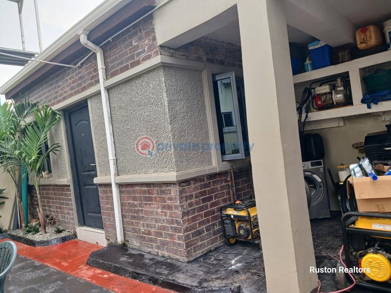 5 bedroom Detached Duplex For Sale Carlton Gate Estate Akobo Ibadan Oyo - 2