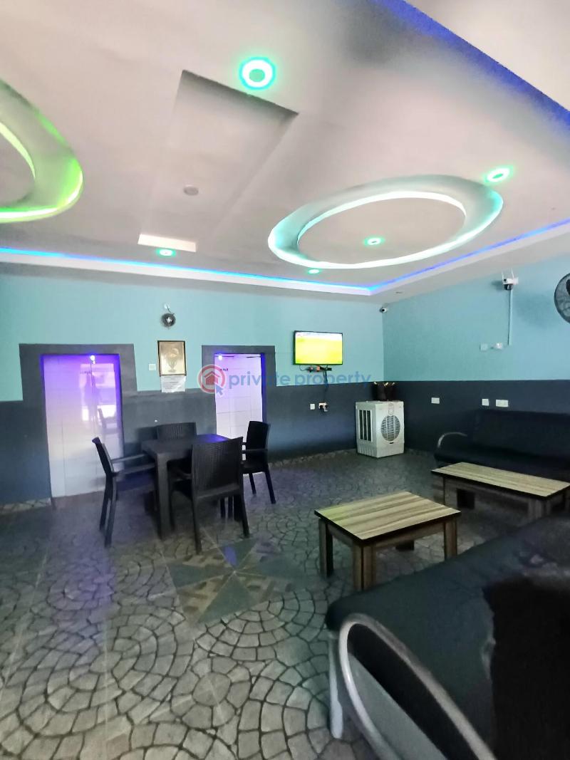 7 bedroom Hotel For Sale Alakahia, Port Harcourt. Port Harcourt Rivers - 2