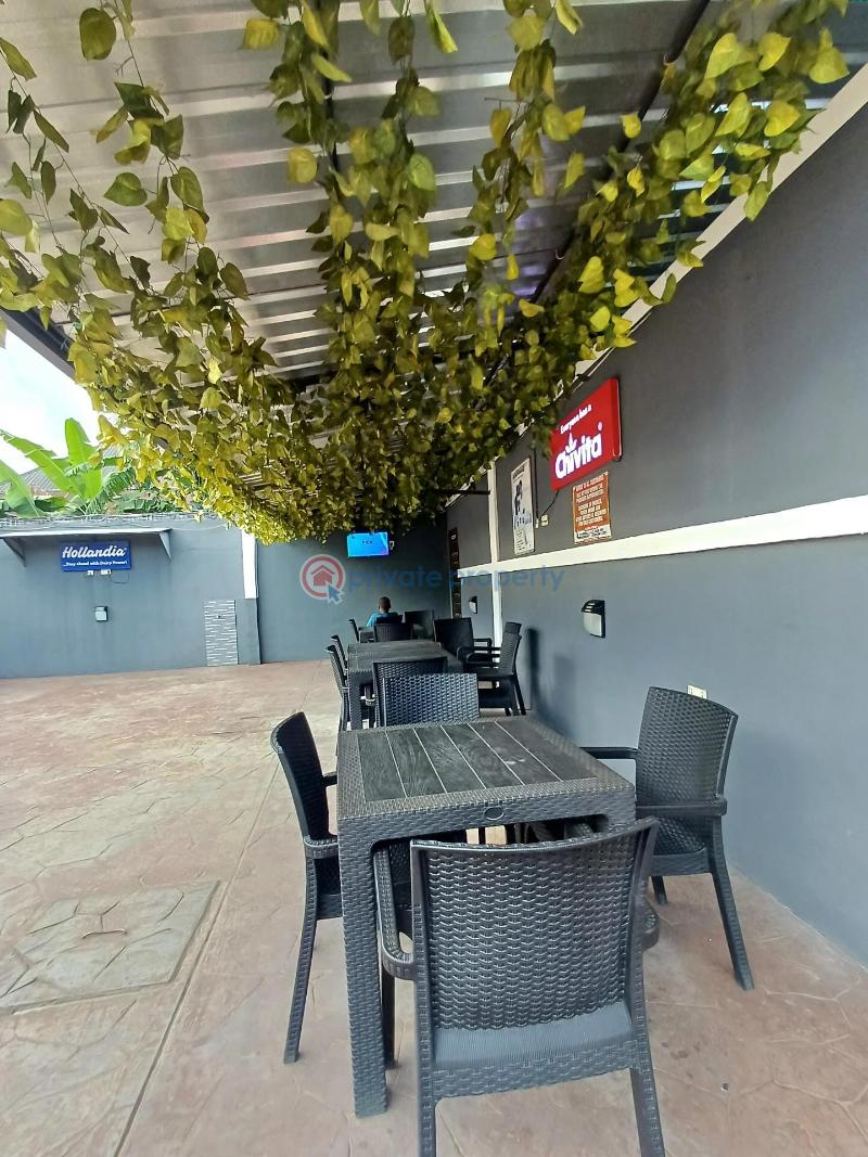 7 bedroom Hotel For Sale Alakahia, Port Harcourt. Port Harcourt Rivers - 11