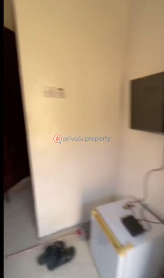 1 bedroom Self Contain For Rent Off Bode Thomas Surulere Lagos - 7