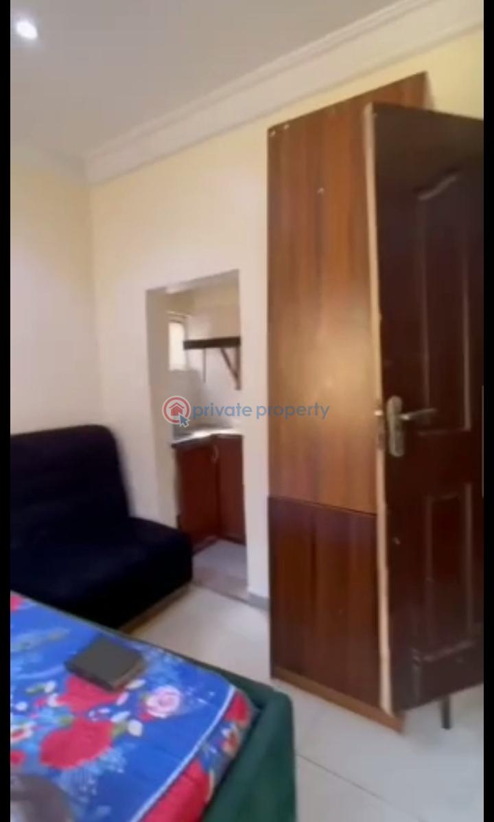 1 bedroom Self Contain For Rent Off Bode Thomas Surulere Lagos - 1
