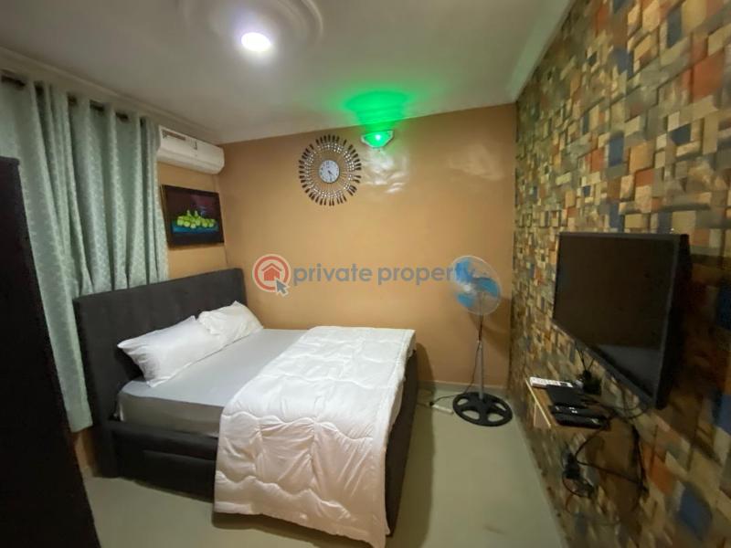 2 bedroom Block Of Flats For Rent ,by 2nd Roundabout, Lekki Phase 1 Lagos - 1