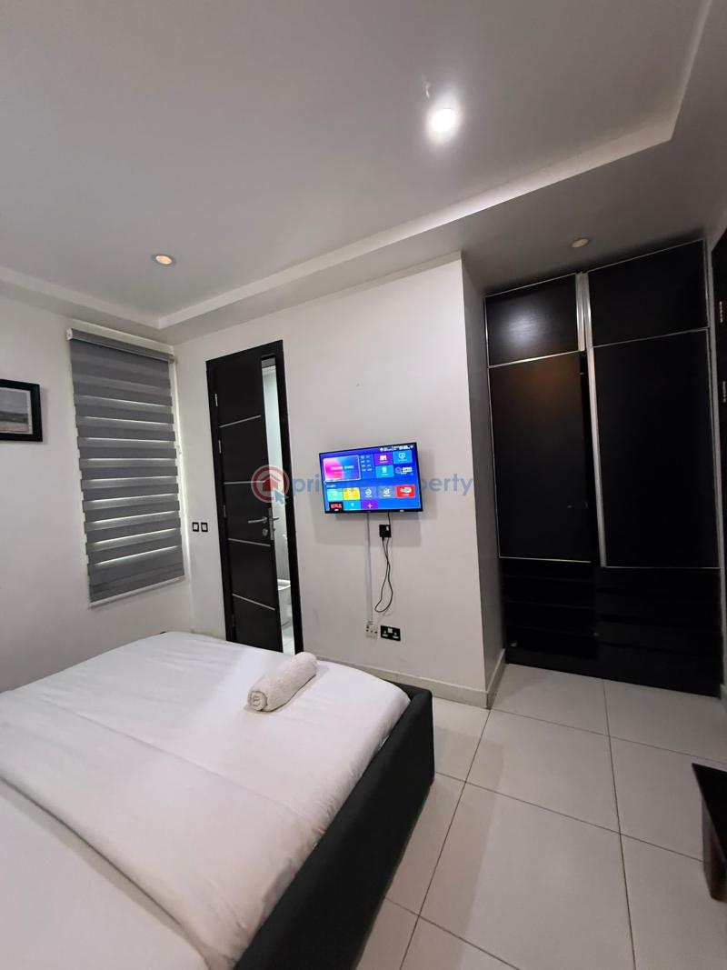 2 bedroom Block Of Flats For Sale Off Freedom Way Lekki Ikate Lagos Lekki Phase 1 Lagos - 9