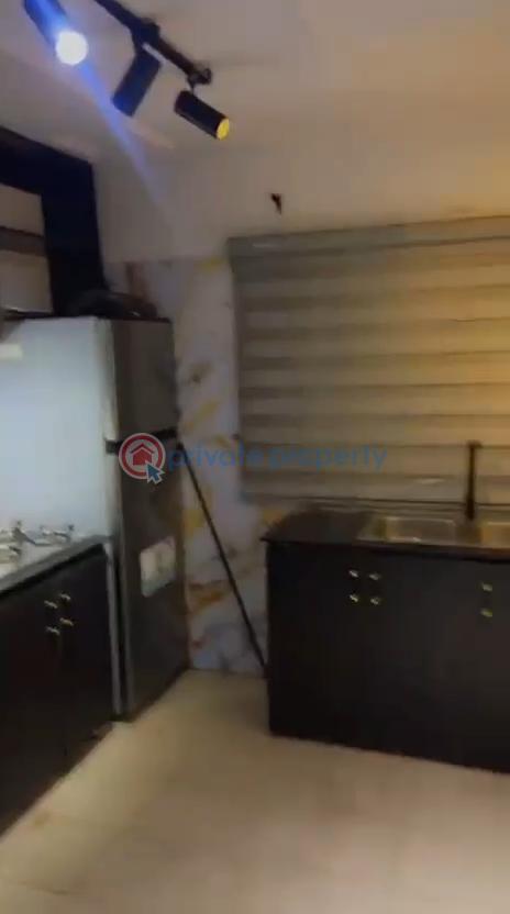2 bedroom Block Of Flats For Rent Off Bode Thomas Rd, Surulere. Bode Thomas Surulere Lagos - 7