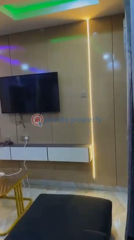 2 bedroom Block Of Flats For Rent Off Bode Thomas Rd, Surulere. Bode Thomas Surulere Lagos - 0