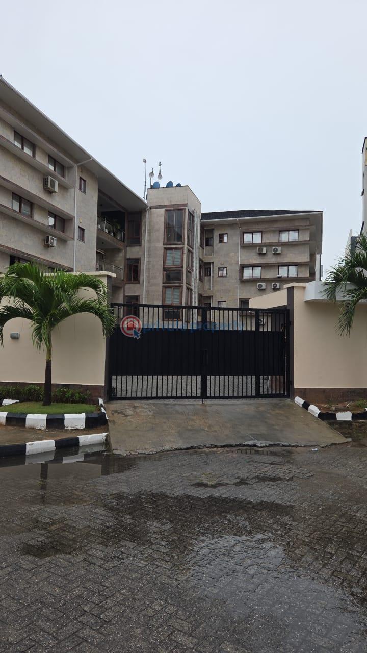 3 bedroom Flat & Apartment For Rent Banana Island Ikoyi Lagos - 0