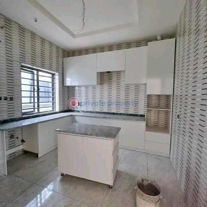 4 bedroom Terrace For Sale Chevron Drive Lekki Lagos - 4
