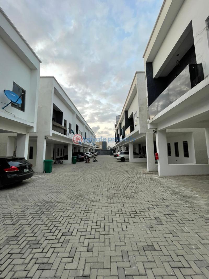 4 bedroom Terraced Duplex For Rent Empire Terrace Duplex Estate Lekki Phase 2 Lagos - 0