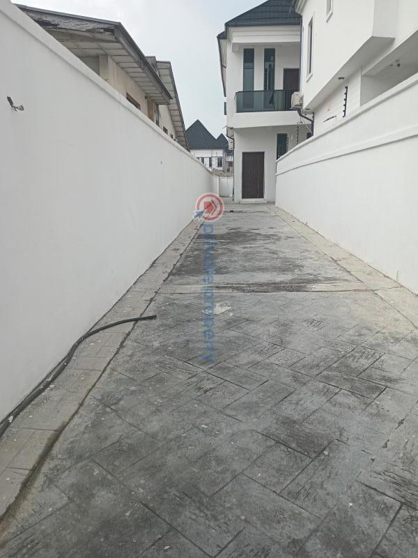 4 bedroom Semi detached Duplex For Sale Osapa Lekki Lagos - 0