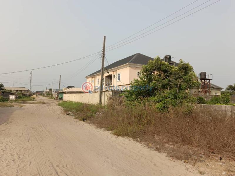 Residential Land For Sale Olubunmi City And Resort Located In A Well Built Up Environment Awoyaya Ajah Lagos - 0