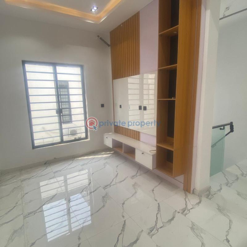 5 bedroom Detached Duplex For Sale Chevron Drive Lekki Lagos - 2