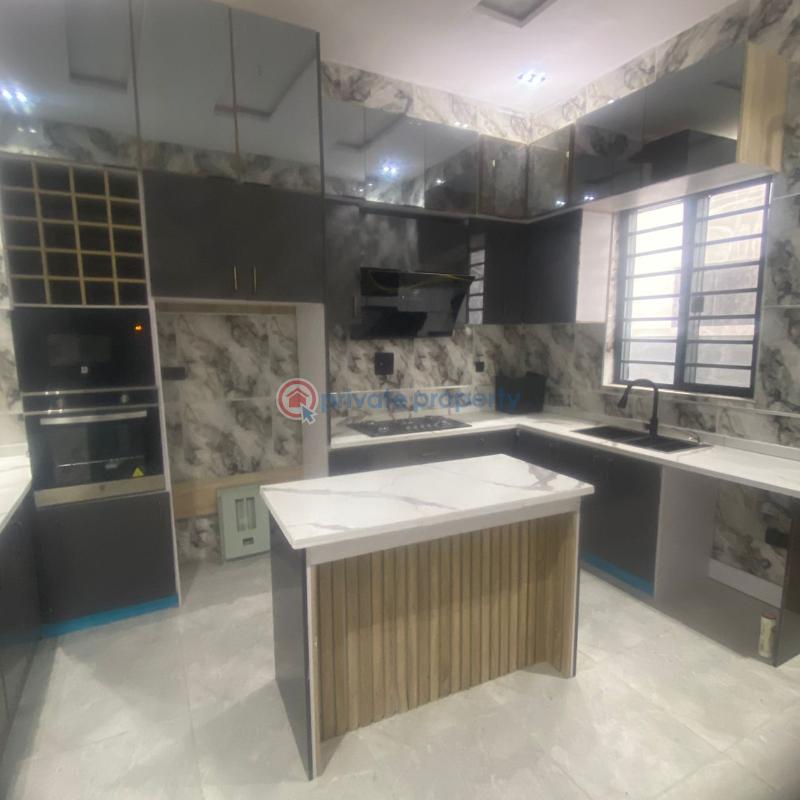 5 bedroom Detached Duplex For Sale Chevron Drive Lekki Lagos - 5