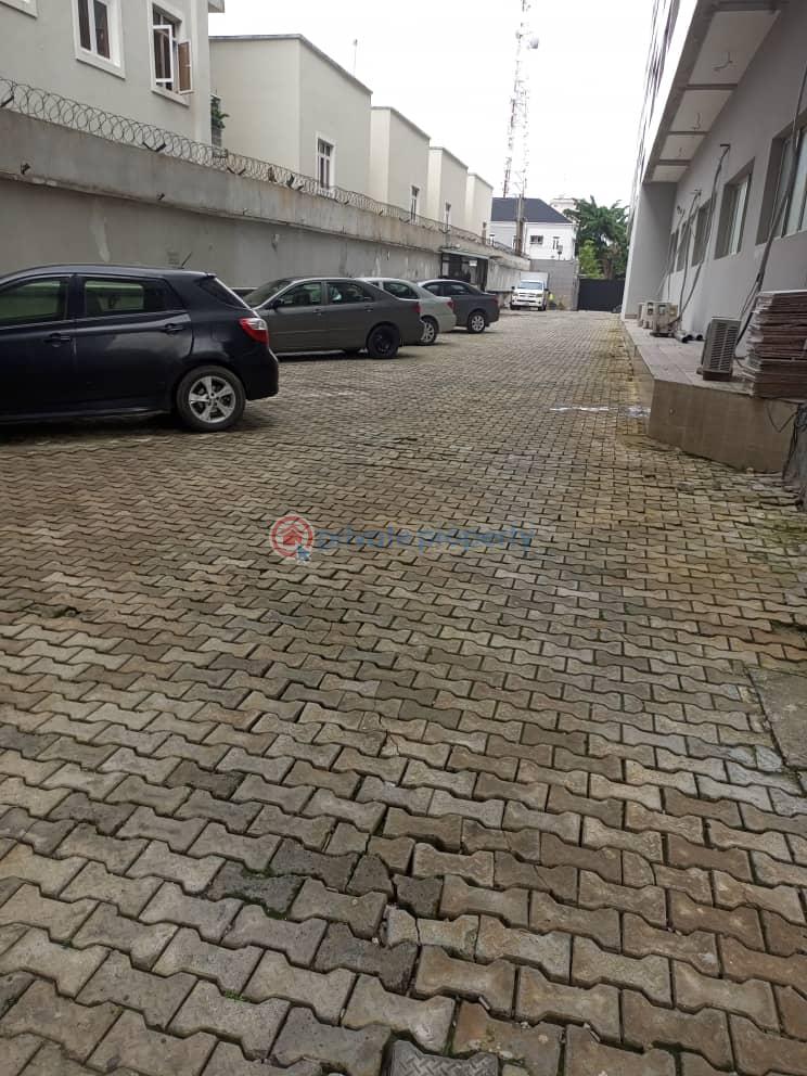 Commercial Property For Sale On A Major Road Oniru Victoria Island Lagos - 1