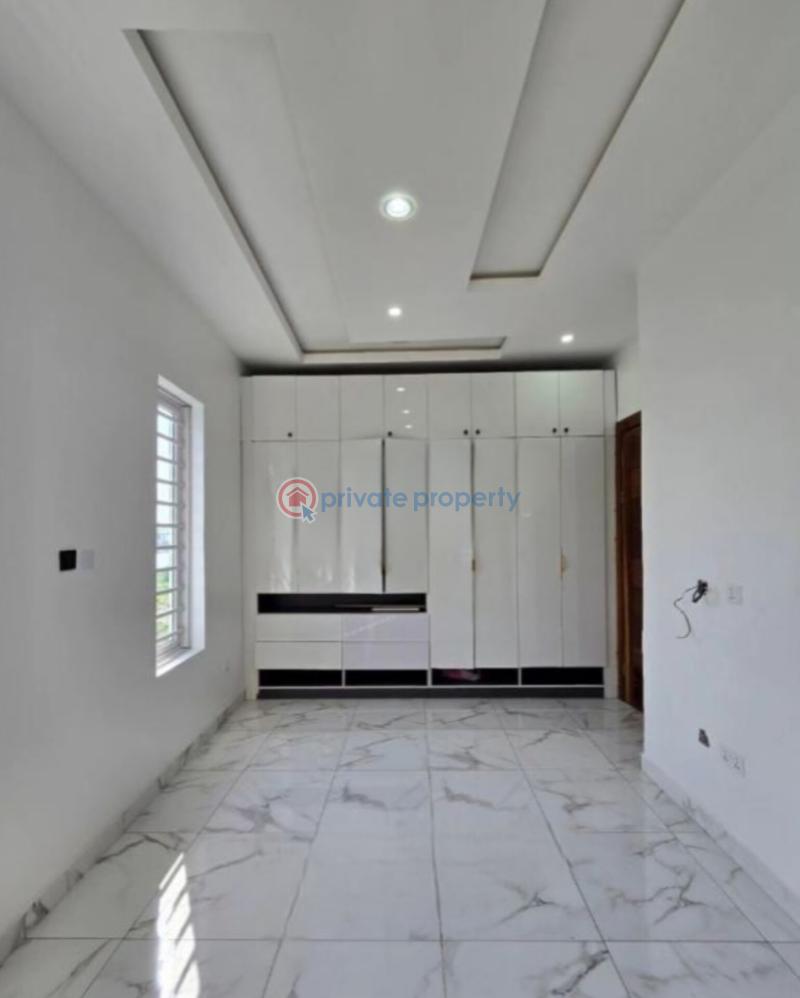 5 bedroom Detached Duplex For Sale Megamound Estate Lekki Phase 2 Lagos - 3