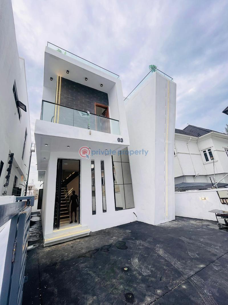 4 bedroom Detached Duplex For Sale Ikota Lekki Lagos - 1