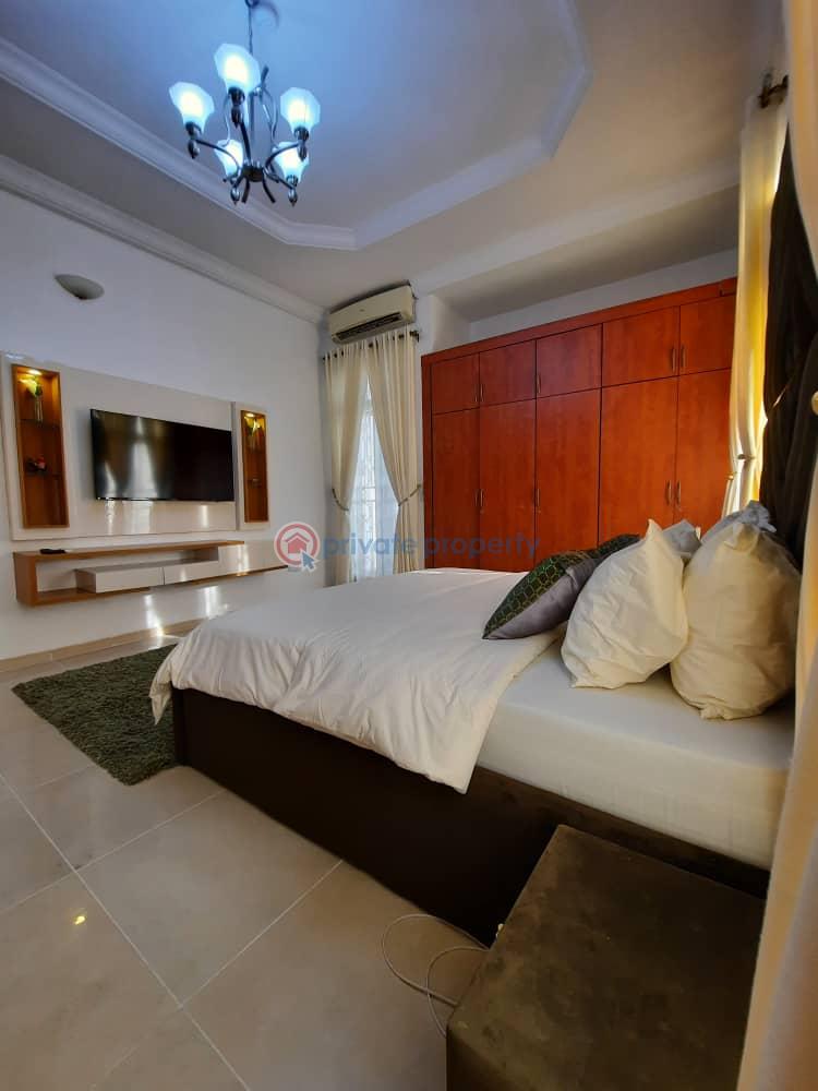Godson westminster: - 1 3 bedroom Self Contain Short let Babatope Bejide Crescent, Off Fola Osibo Lekki Phase 1 Lagos - 1
