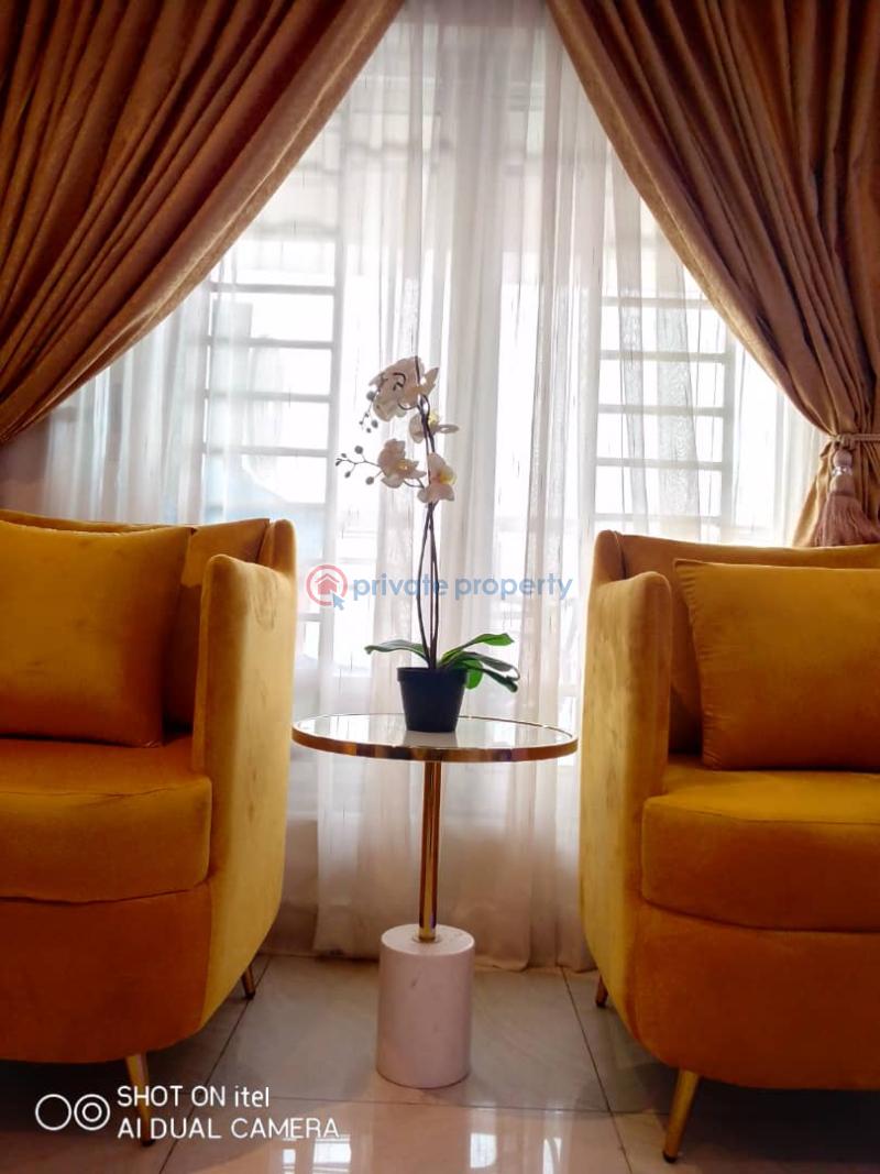 1 bedroom Self Contain Short let Off Freedom Way, Lekki Phase 1 Lagos - 4