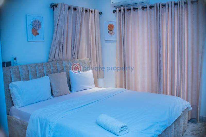 3 bedroom Self Contain Short let Off Freedom Way Lekki Phase 1 Lagos - 9