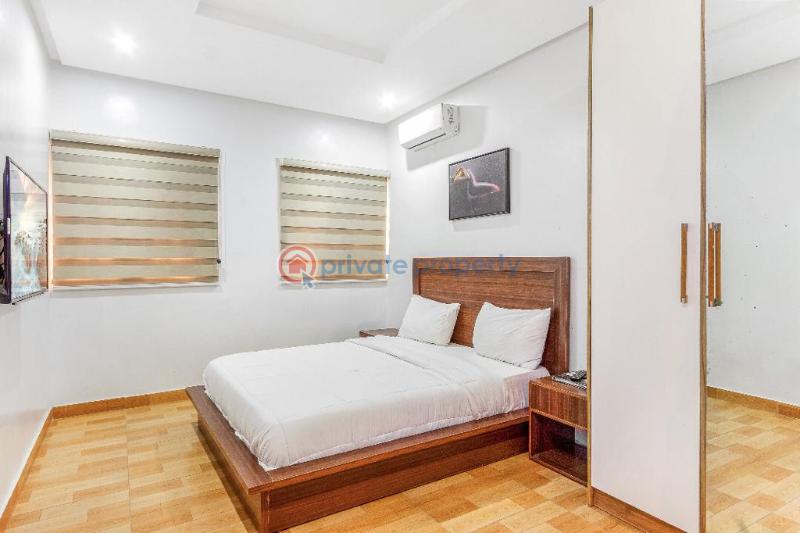 Godson westminster: sib one bedroom apartment - 3 1 bedroom Self Contain Short let Tom Ogboi Avenue, Freedom Way, Leki Lekki Phase 1 Lagos - 3
