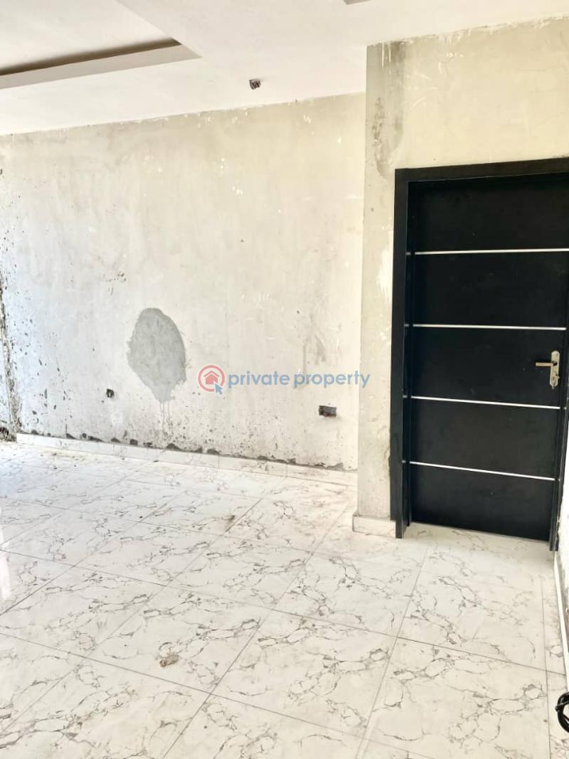 3 bedroom Maisonette For Sale Ilasan, Ikate Lekki Lagos - 1