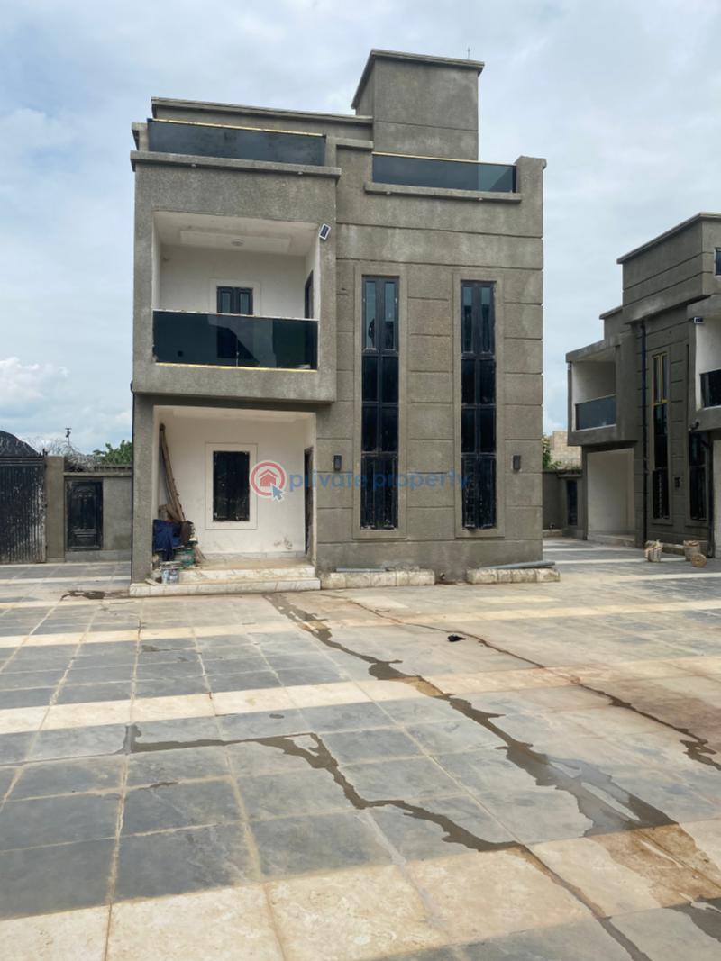 3 bedroom Terrace For Sale Egbu Few Minutes Away From Shoprite Mall Owerri Imo - 1