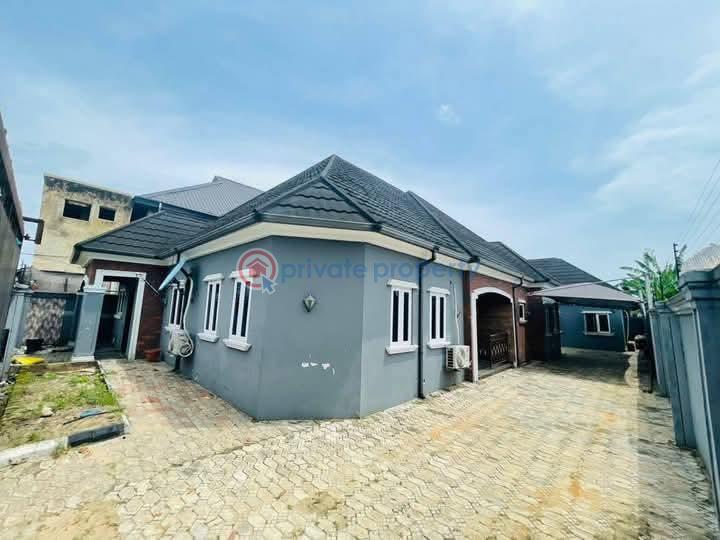 4 bedroom Bungalow For Sale Off Rumuodara, By Rumunduru Port Harcourt Rivers - 12