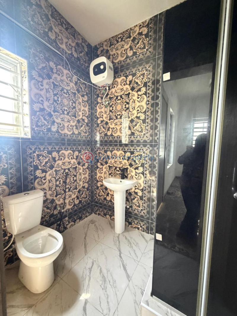 3 bedroom Flat & Apartment For Sale Ajah Lagos - 1