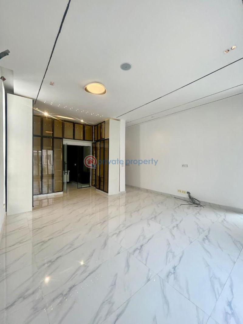 4 bedroom Detached Duplex For Sale 2nd Toll Gate Along Lekki Expressway Lagos - 9