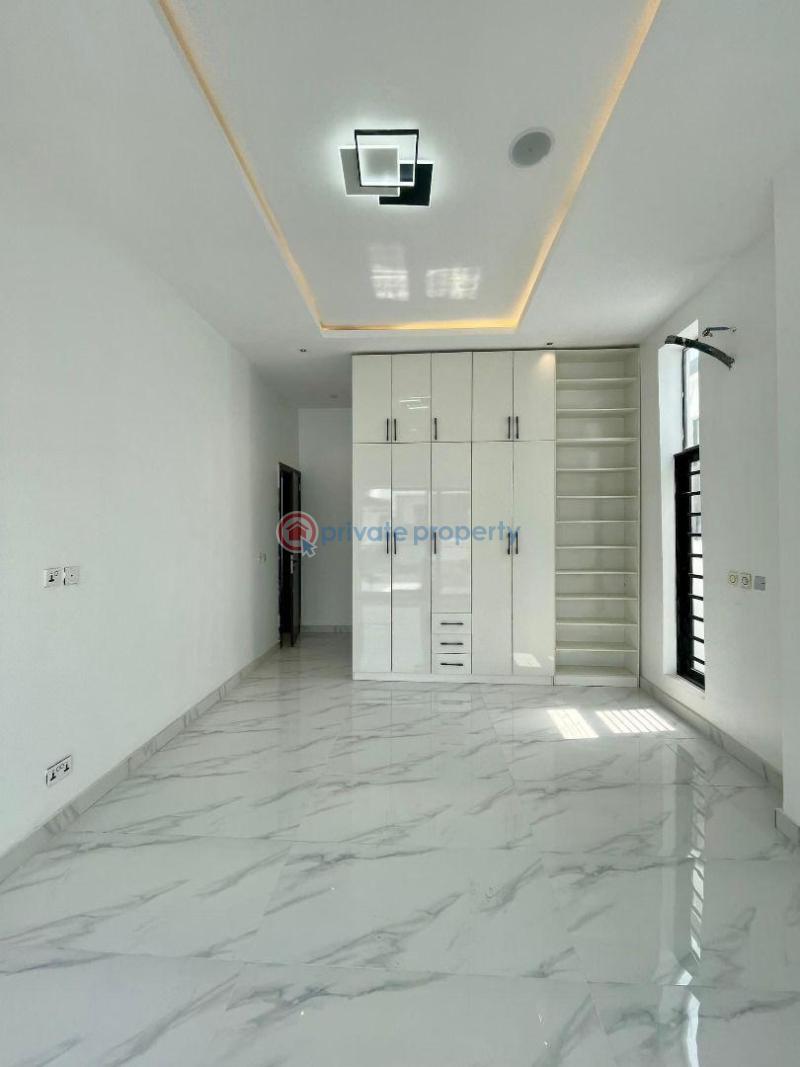 4 bedroom Detached Duplex For Sale 2nd Toll Gate Along Lekki Expressway Lagos - 11