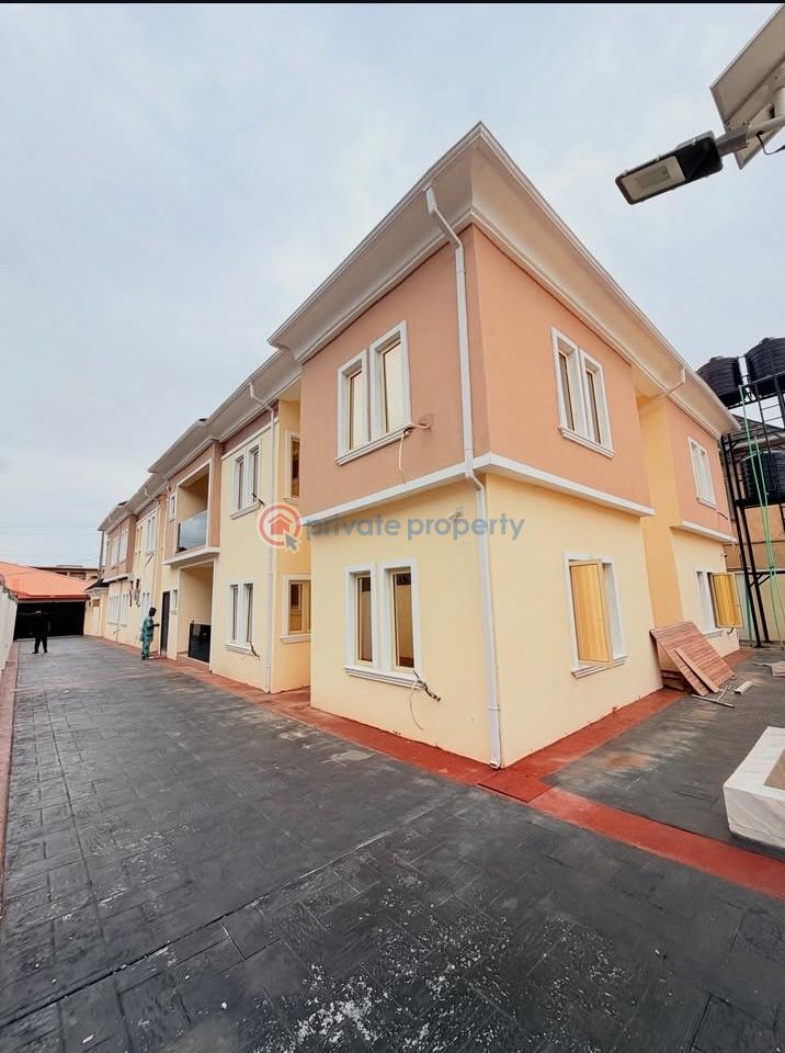 3 bedroom Block Of Flats For Sale Ikorodu Lagos - 7