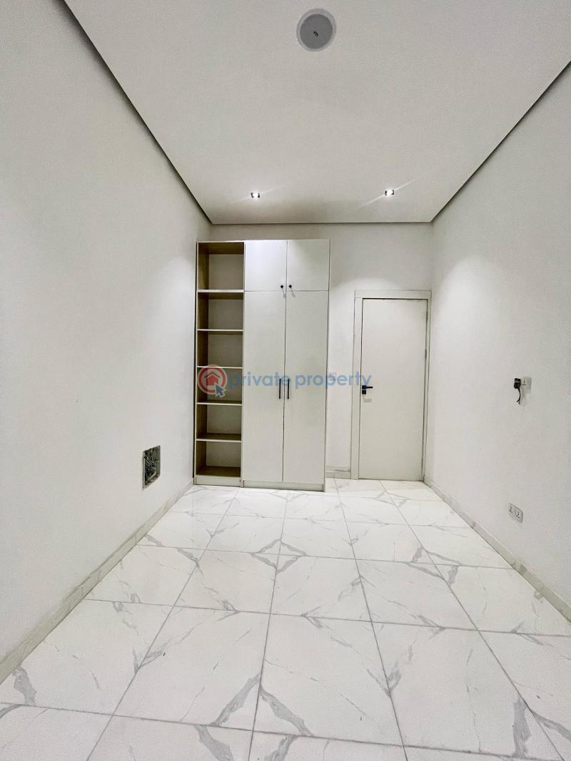 Gorgeously built 5-bedroom detached duplex - 12 5 bedroom Detached Duplex For Sale Chevron Drive Lekki Lagos - 12