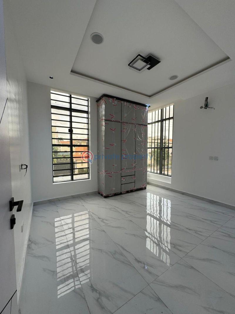 5 bedroom Detached Duplex For Sale Omole Phase 1 Ojodu Lagos - 1