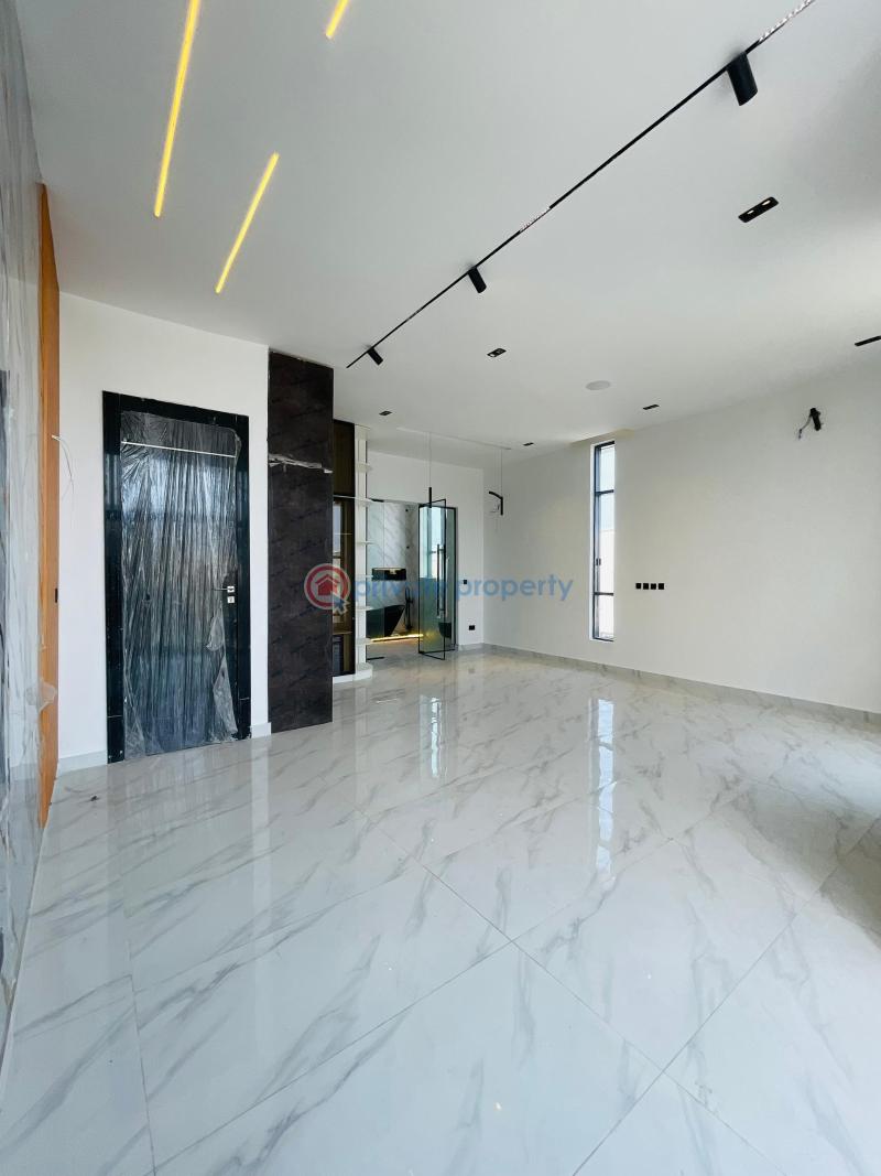 5 bedroom Detached Duplex For Sale Chevron Drive Lekki Lagos - 2