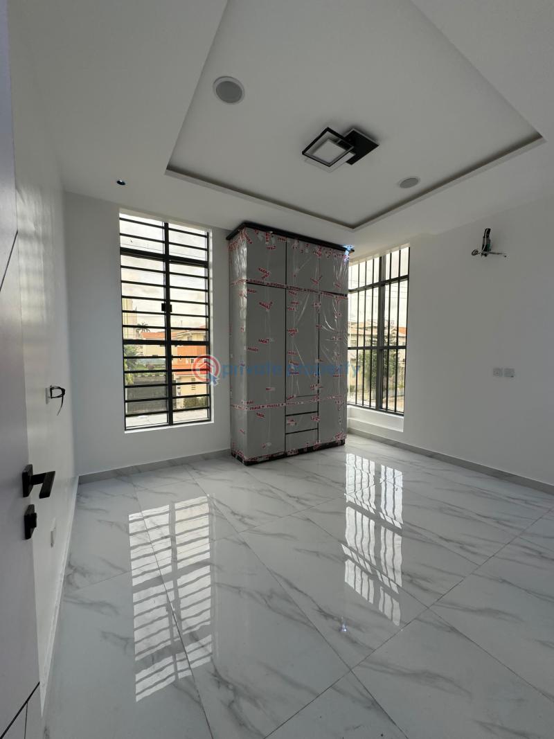5 bedroom Detached Duplex For Sale Omole Phase 1 Ojodu Lagos - 3