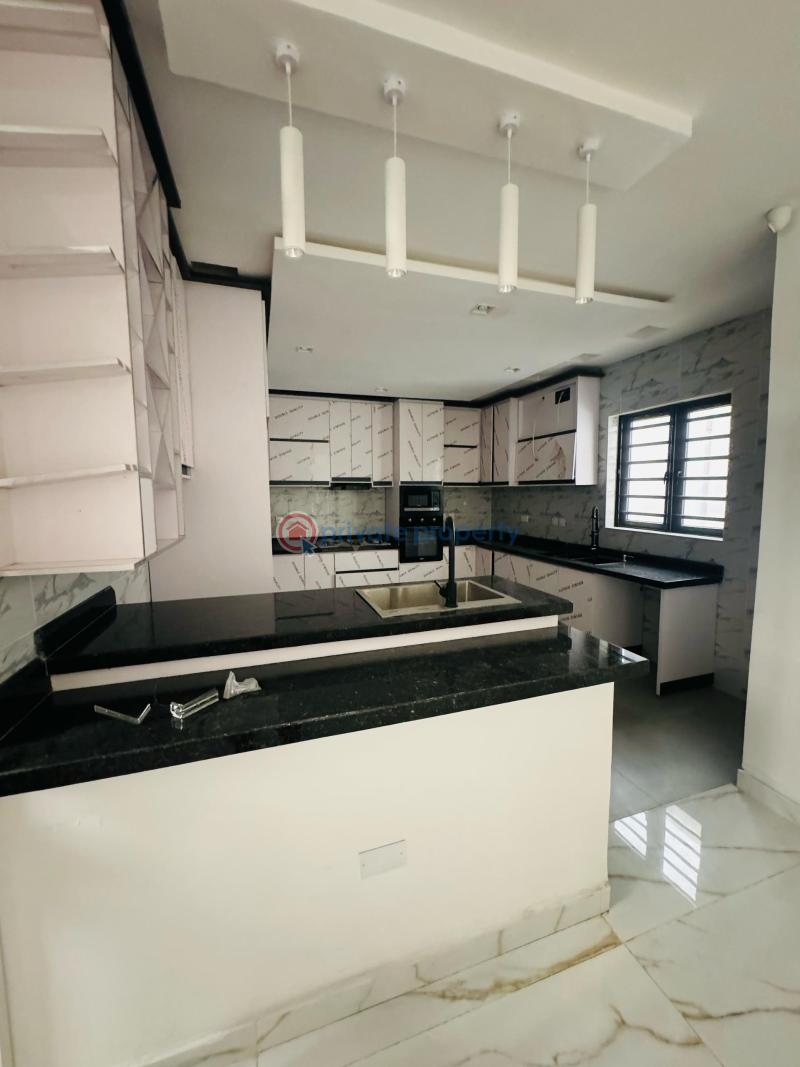 Gorgeously built 5 bedroom fully detached duplex with bq - 7 5 bedroom Detached Duplex For Sale Omole Phase 1 Ojodu Lagos - 7