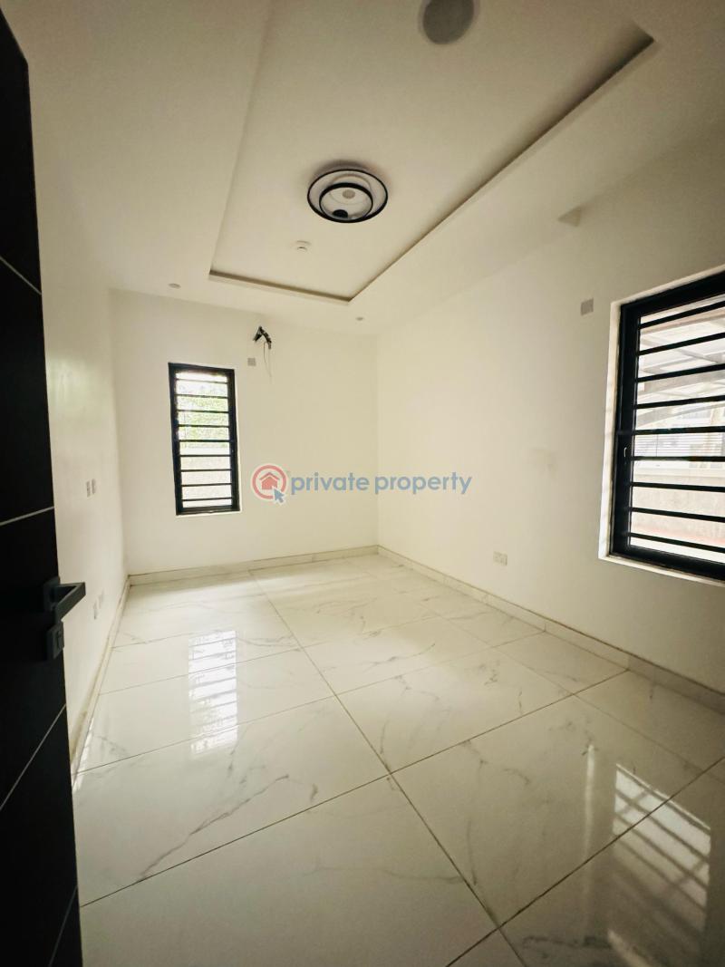 Gorgeously built 5 bedroom fully detached duplex with bq - 3 5 bedroom Detached Duplex For Sale Omole Phase 1 Ojodu Lagos - 3