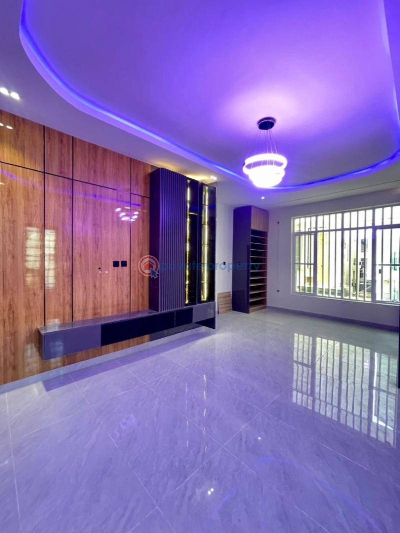 5 bedroom Detached Duplex For Sale Osapa Lekki Lagos - 1