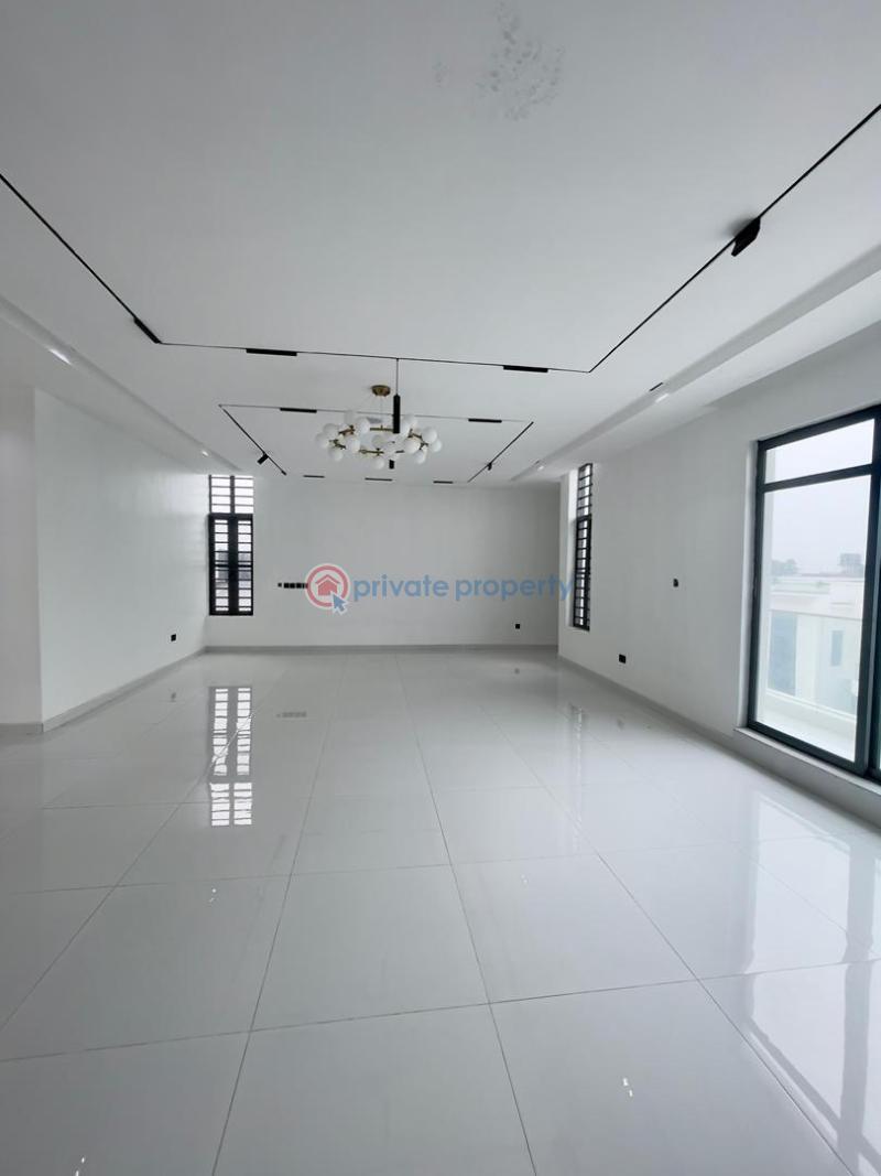 5 bedroom Detached Duplex For Sale Chevron Drive Lekki Lagos - 2